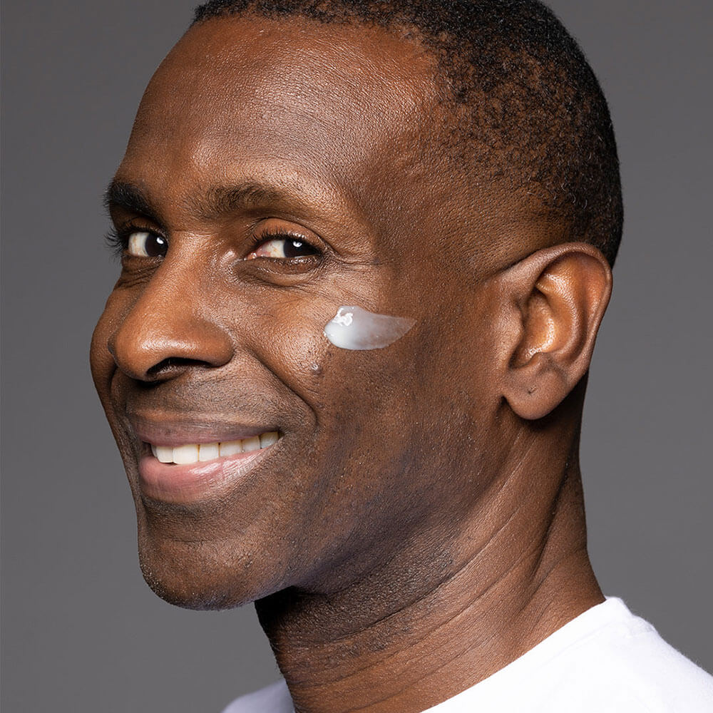 man wearing Shakeup Cosmetics Face 4Ward Matte Effect Gel Moisturiser 