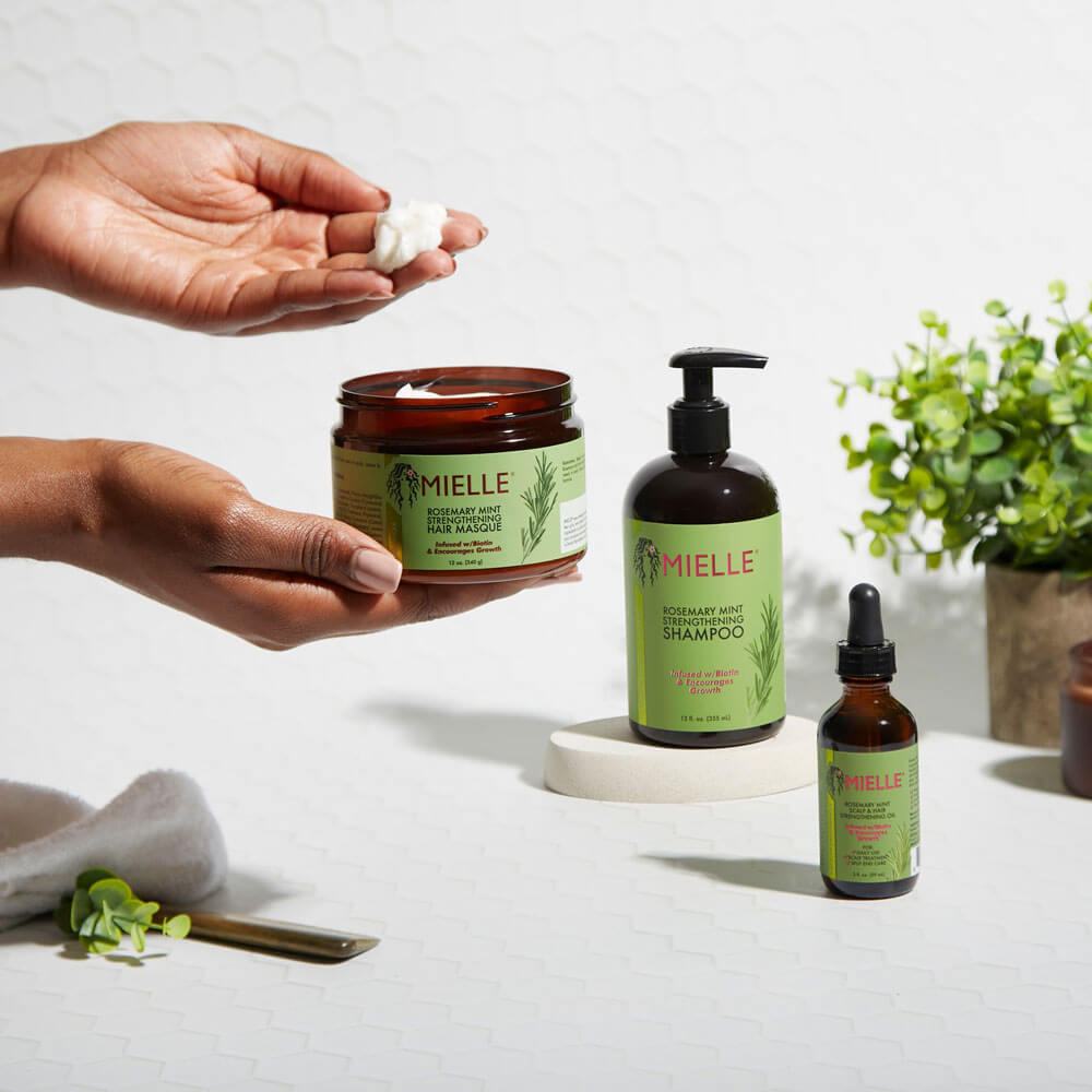 Mielle Rosemary Mint Strengthening Hair Masque 340g